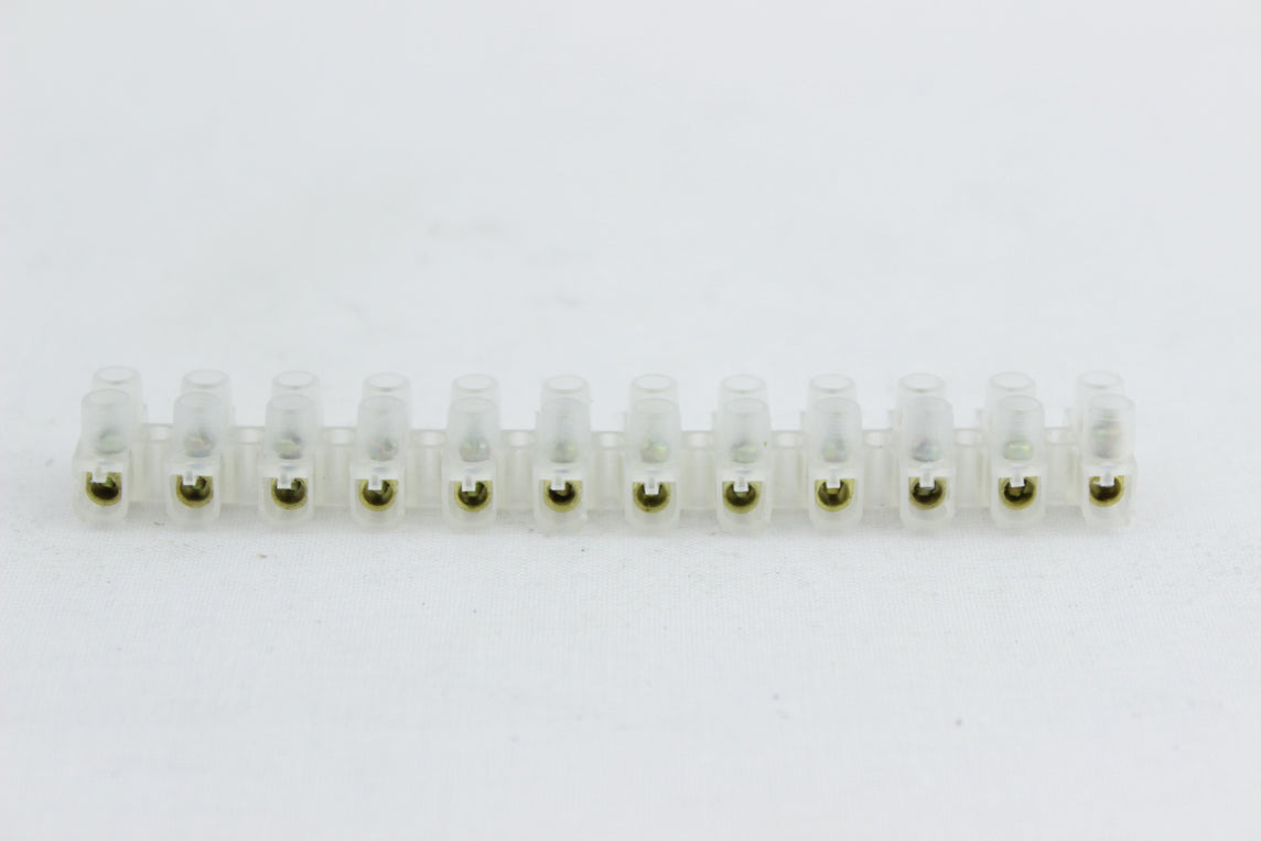 REGLETA 5A 12 POLOS 02190342