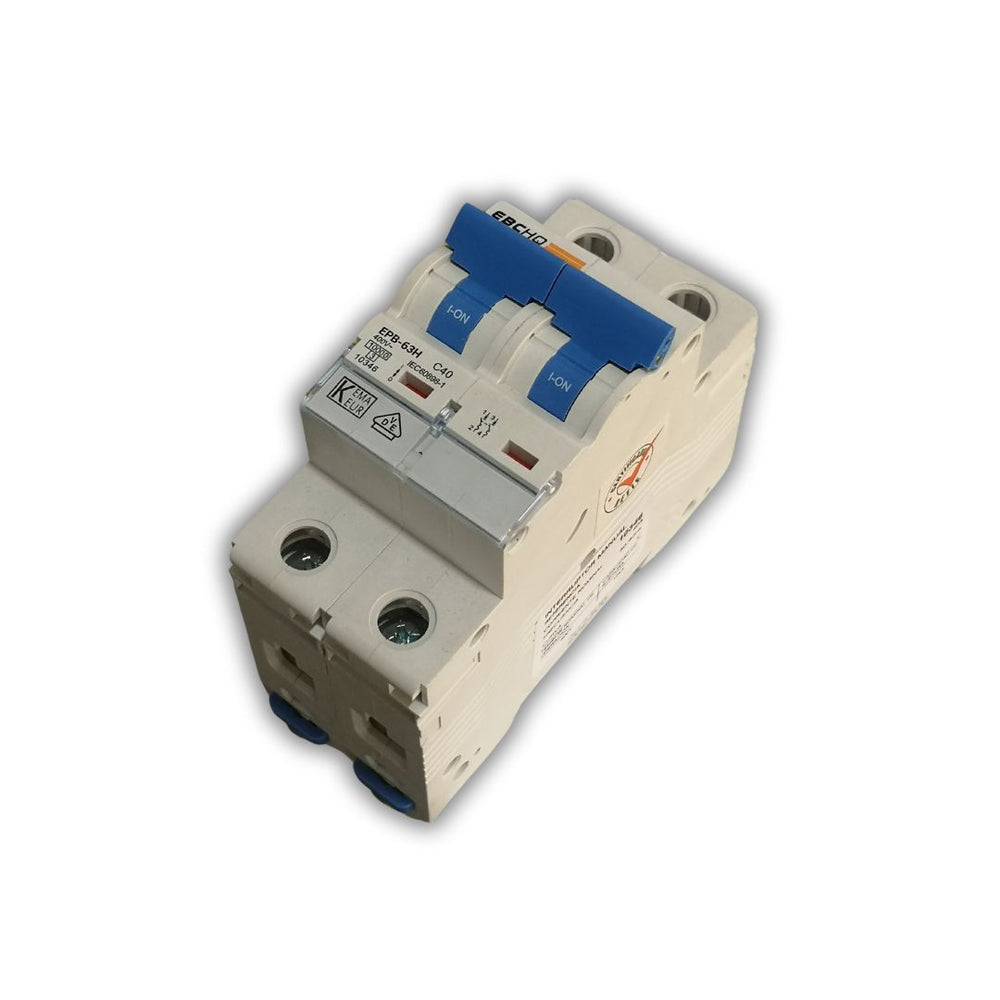BREAKER TIPO RIEL CHINT 2X40A 230/400V 10KA