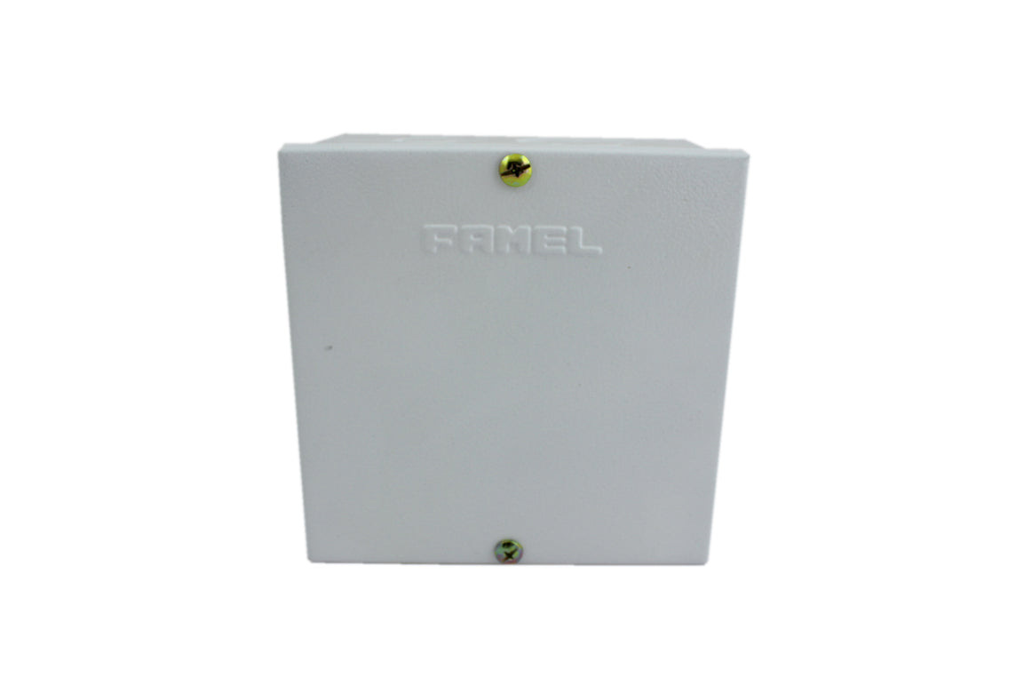 CAJA DE EMPALME 13X13X8 FONDO METALICO