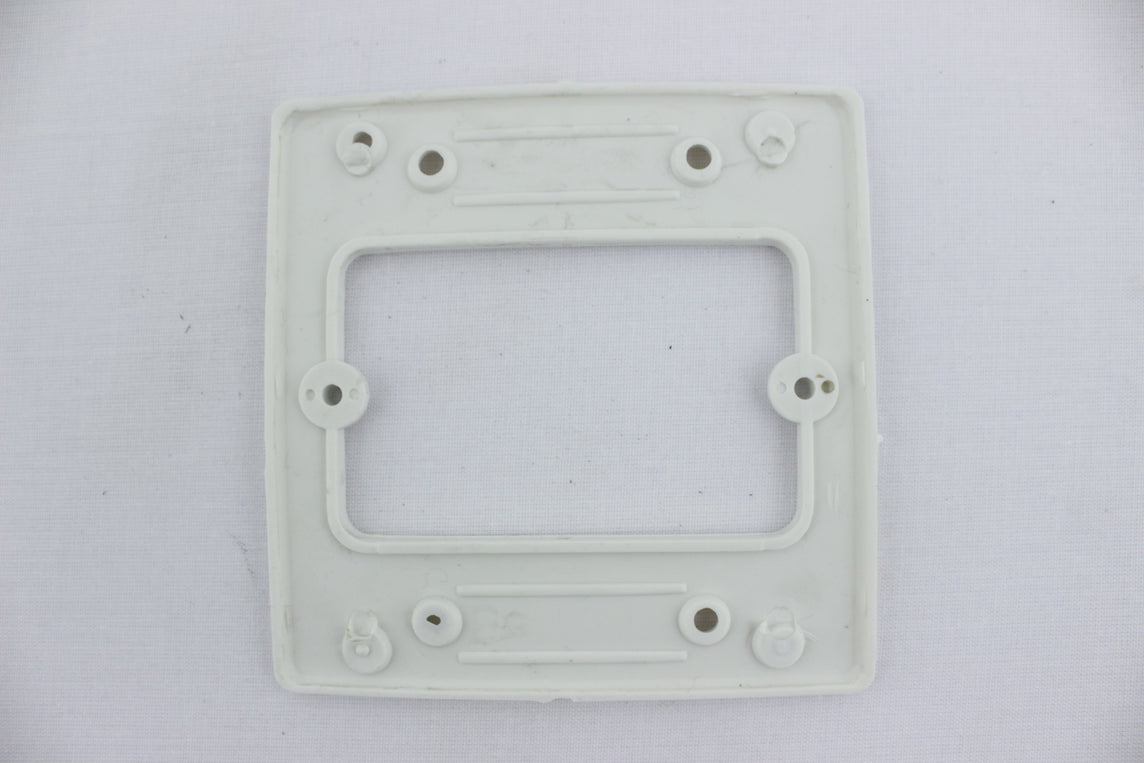 TAPA FLUX PVC BLANCA 4X4