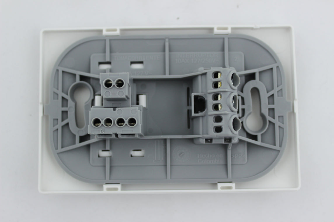 TOMA SENCILLA 2P+T+INTERRUPTOR LUMINEX FUTURA