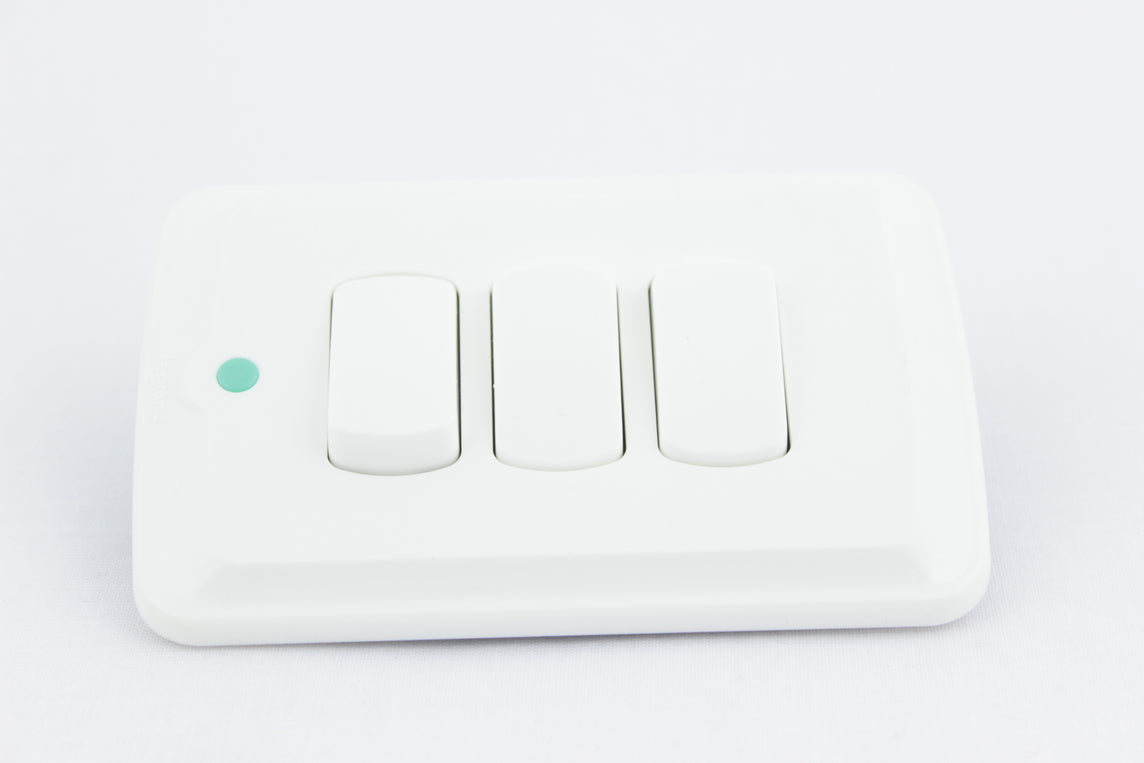 INTERRUPTOR TRIPLE AMBIA